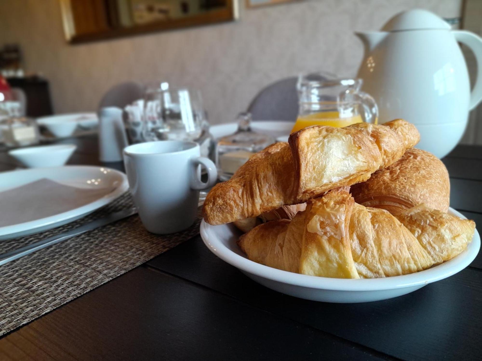 예페르 Juliette'S B&B 외부 사진
