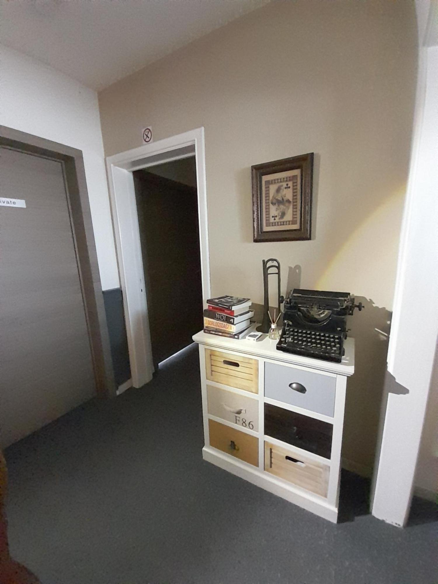 예페르 Juliette'S B&B 외부 사진