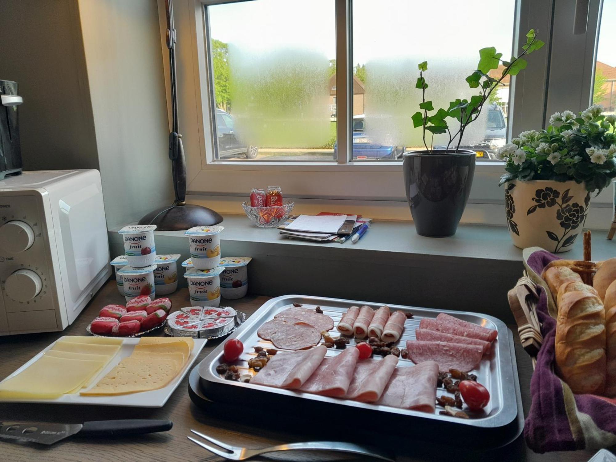 예페르 Juliette'S B&B 외부 사진